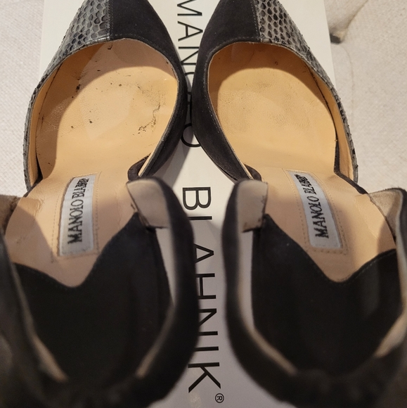 MANOLO BLAHNIK Grey/Black Python/Suede Pumps - Picture 3 of 5